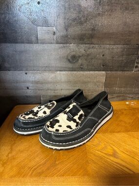Women’s Ariat Cruisers with Black & White Cow Print Leather Uppers 6